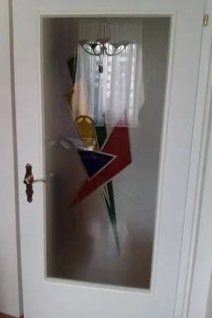 Moderne Bleiverglasung